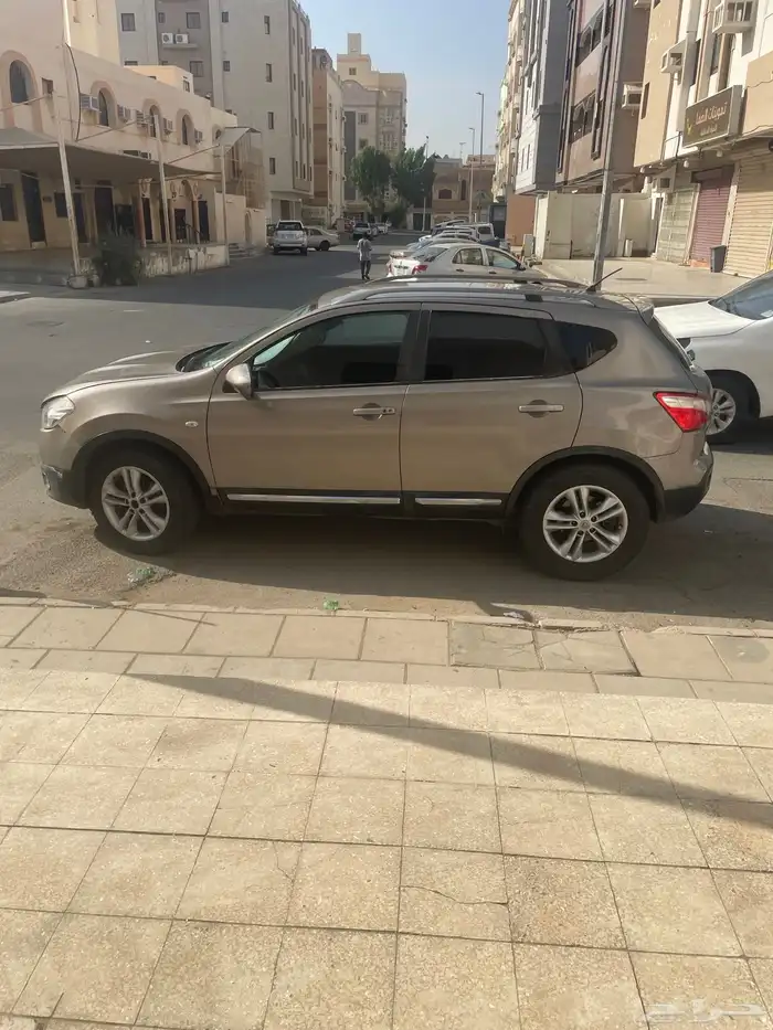 سيارة نيسان قشقاى للبيع مو2013 18