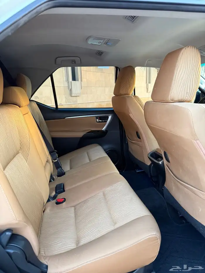 فورتشنر 2022 VX بنزين 6 سلندر 32