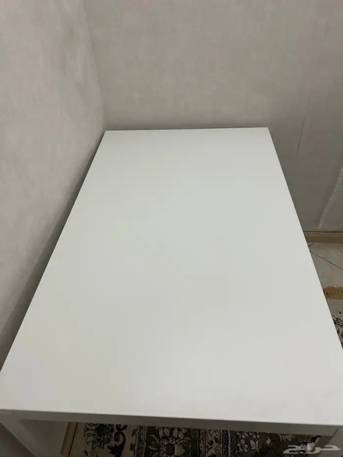 طاولة طعام او طاولة قيمنق 1