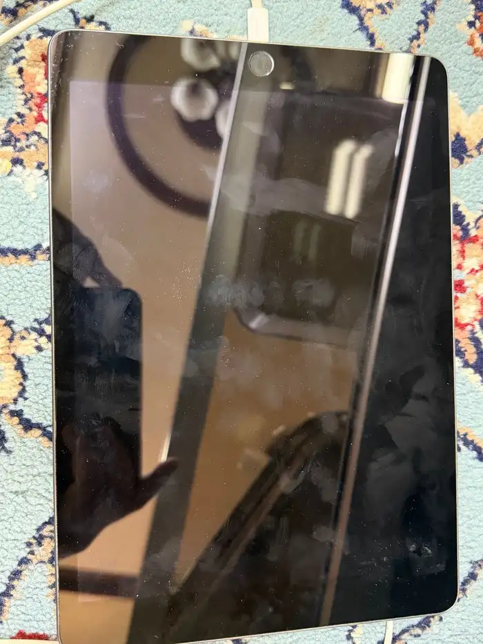 ايباد الجيل 9   64 قيقا نظييف 1