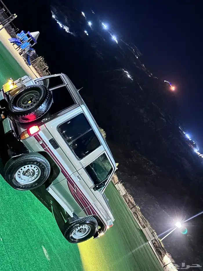 جيب ربع 2001 14