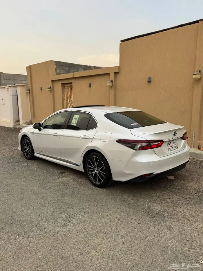 كامري فل كامل هايبرد 6