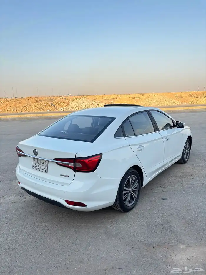 ام جي2022 3