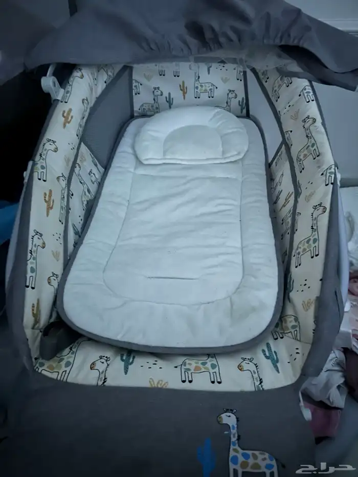 سرير مواليد وسرير هزاز كهربائي 2