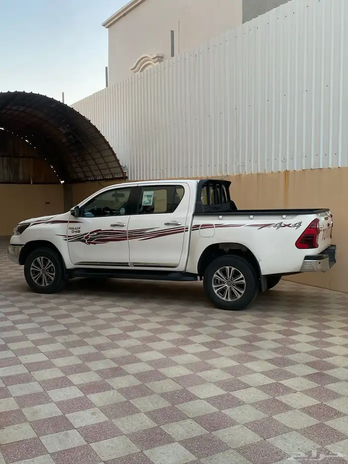 هايلوكس دبل2024 1