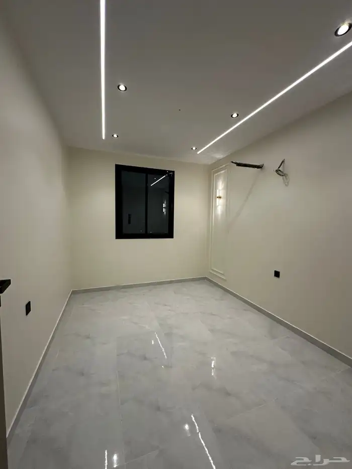 فلل وشقق للبيع 57