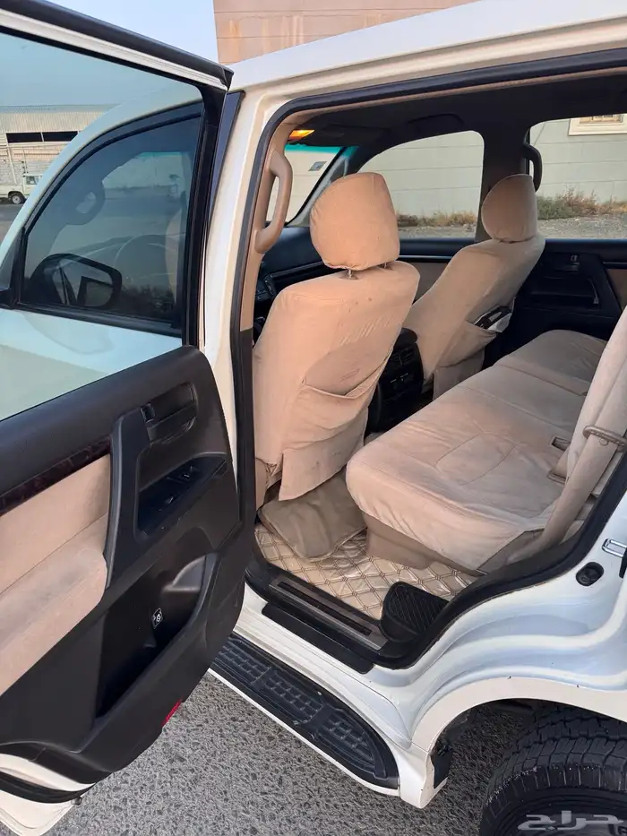 جيب جكس ار بريمي موديل 2011 بودي بلد مشروط كامل . 9