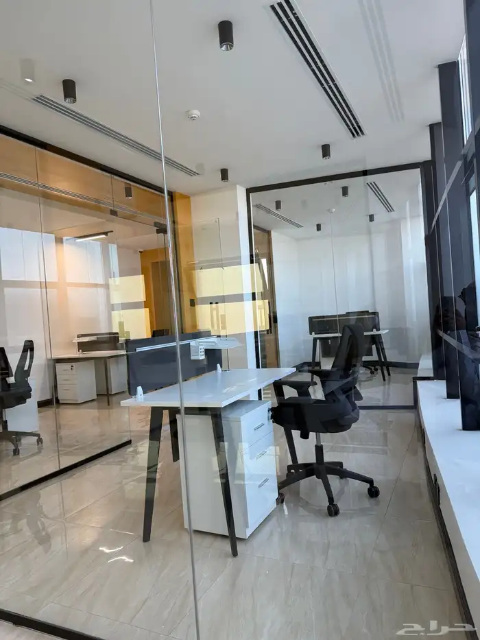مكاتب إدارية مجانية 2