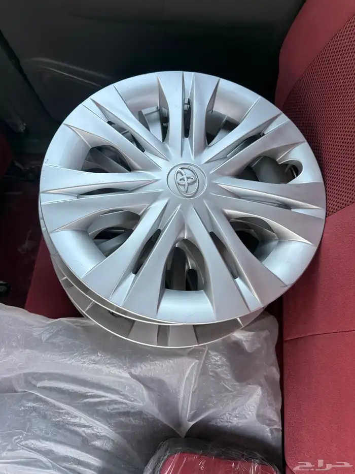 تويوتا هايلوكس 2014 غمارتين GLX سعودي مخزنه 25