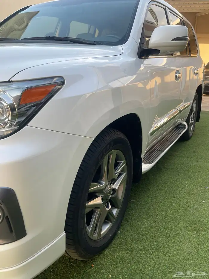 لكزس LX 2015 للبيع 4