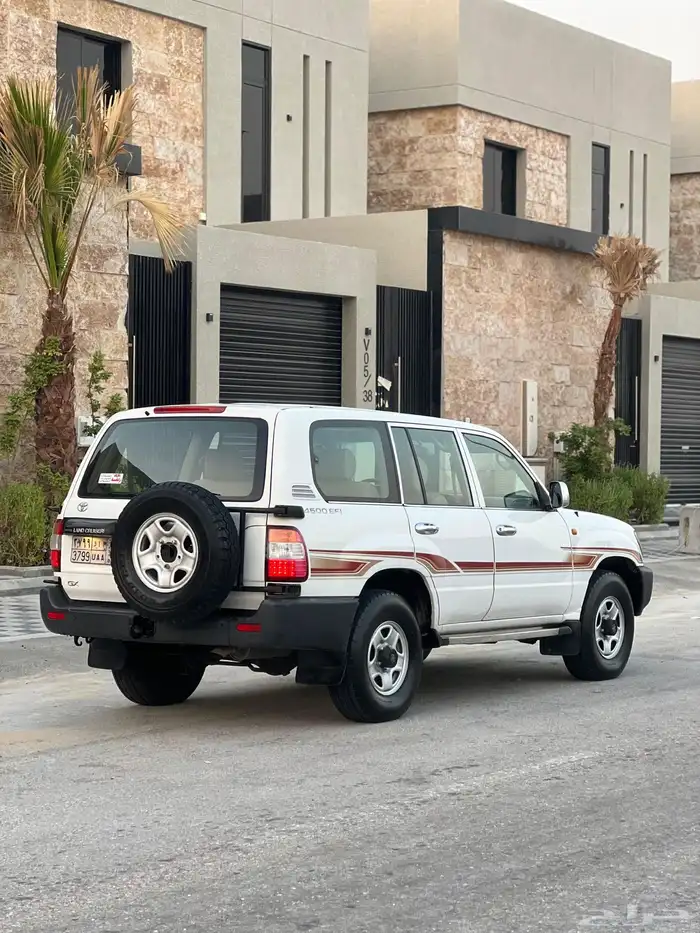 لاندكروزر GX قير عايدي وسبير علاق 14