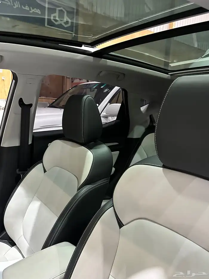 للبيع - MG ZS - 2021 - فل كامل - وكالة 8