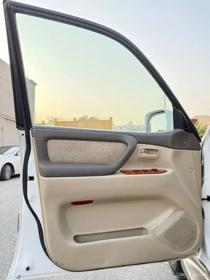 لاندكروزر GXR 2005 قير عادي سبير علاق فل - وكالة 38