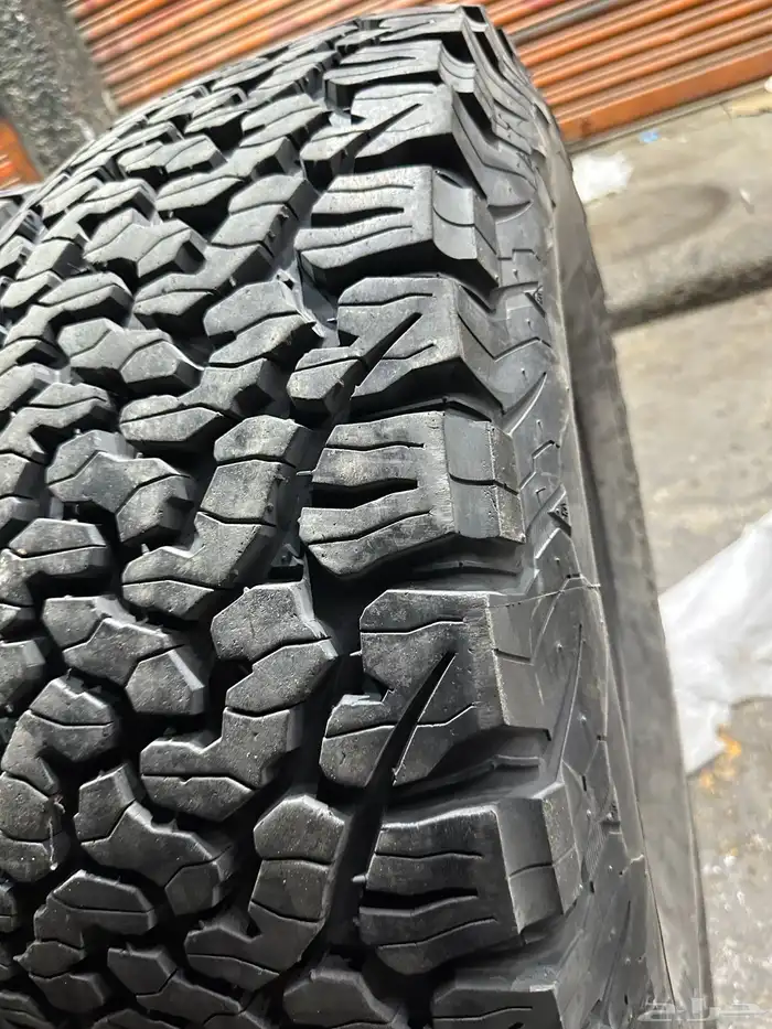 كفرات نص حجري بي اف قودرتش مقاس 315 70 17 13