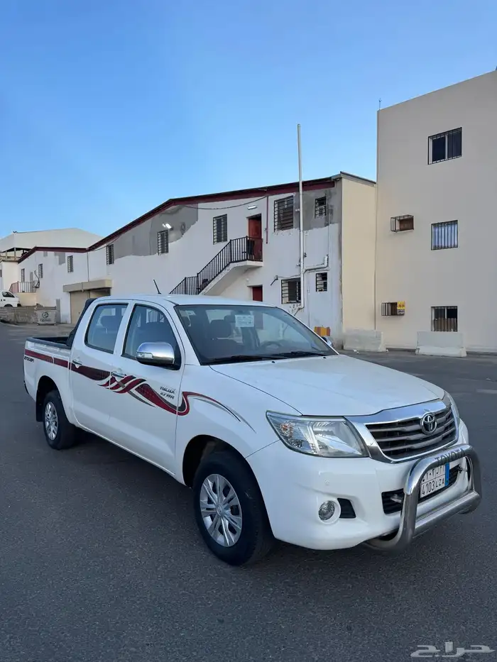 هايلكس 2013 فل مخزن . 2