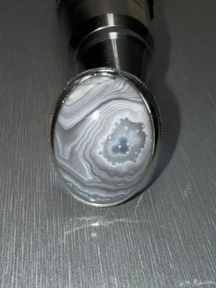 عقيق يماني مصور ابيض ثلجي نوادر 0