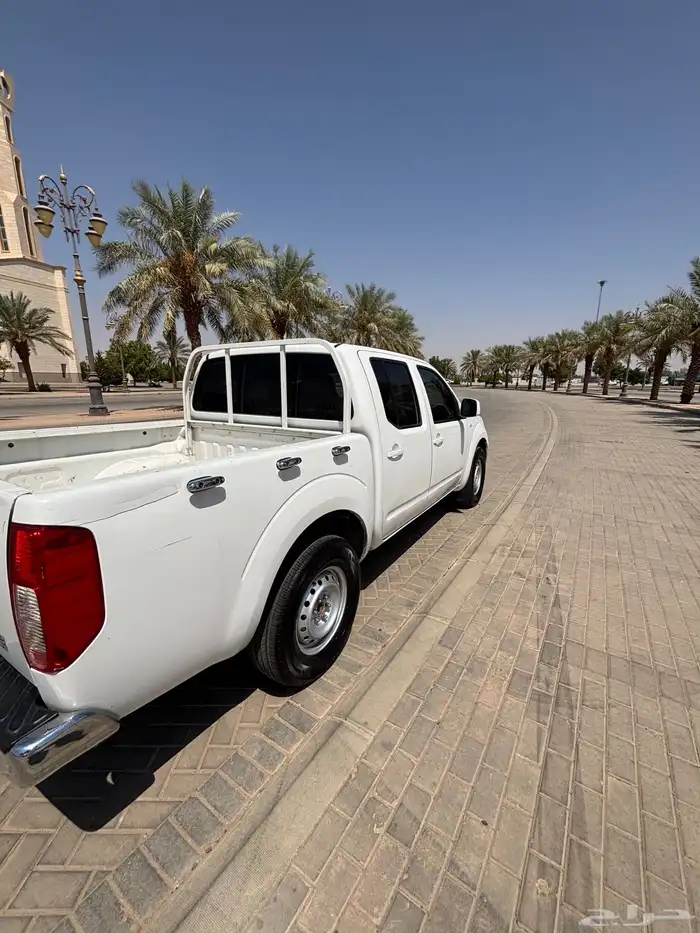 نافارا 2013 8