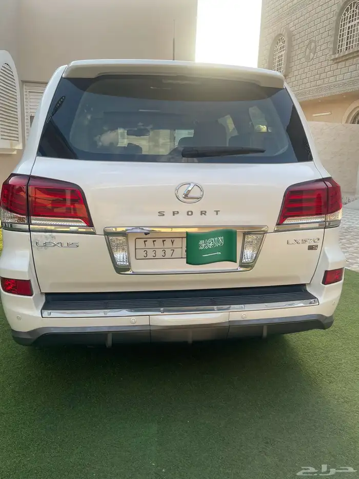 لكزس LX 2015 للبيع 1