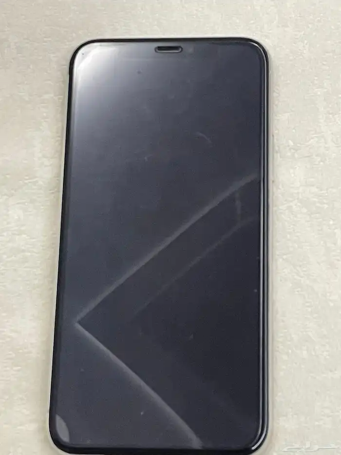 ايفون 11 pro نظيف 2