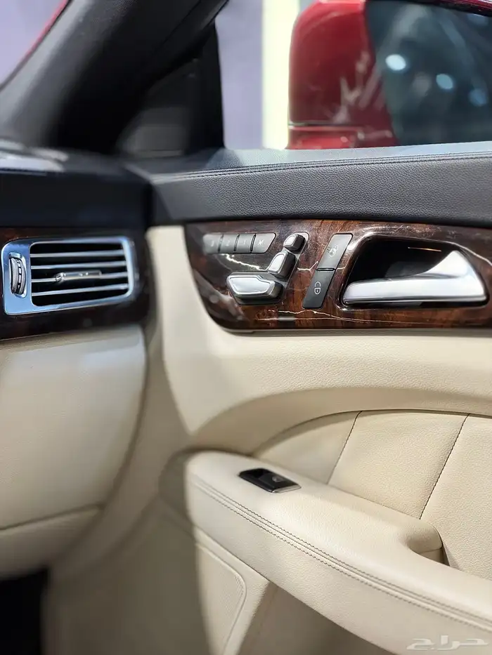 مرسيدس CLS 400 موديل 2016 31