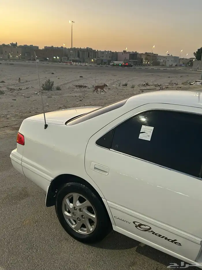 كامري للبيع 5