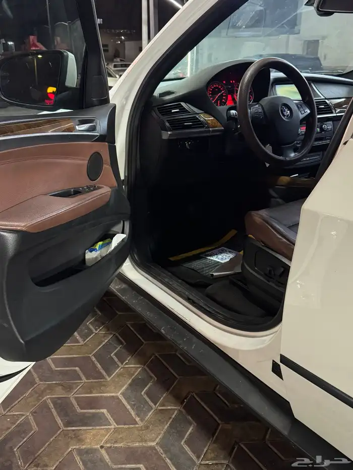 بي ام 2010 X5 نضيفه 6