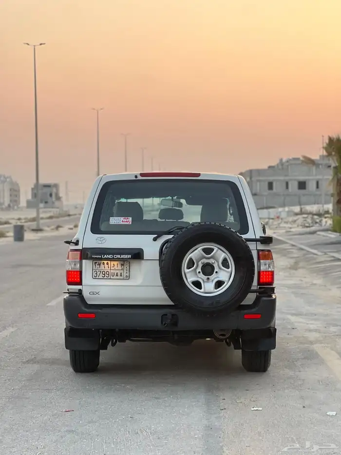 لاندكروزر GX قير عايدي وسبير علاق 13