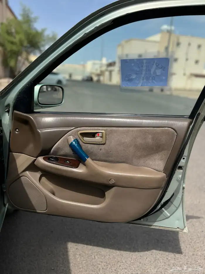 للبيع كامري 2002 GLi 11