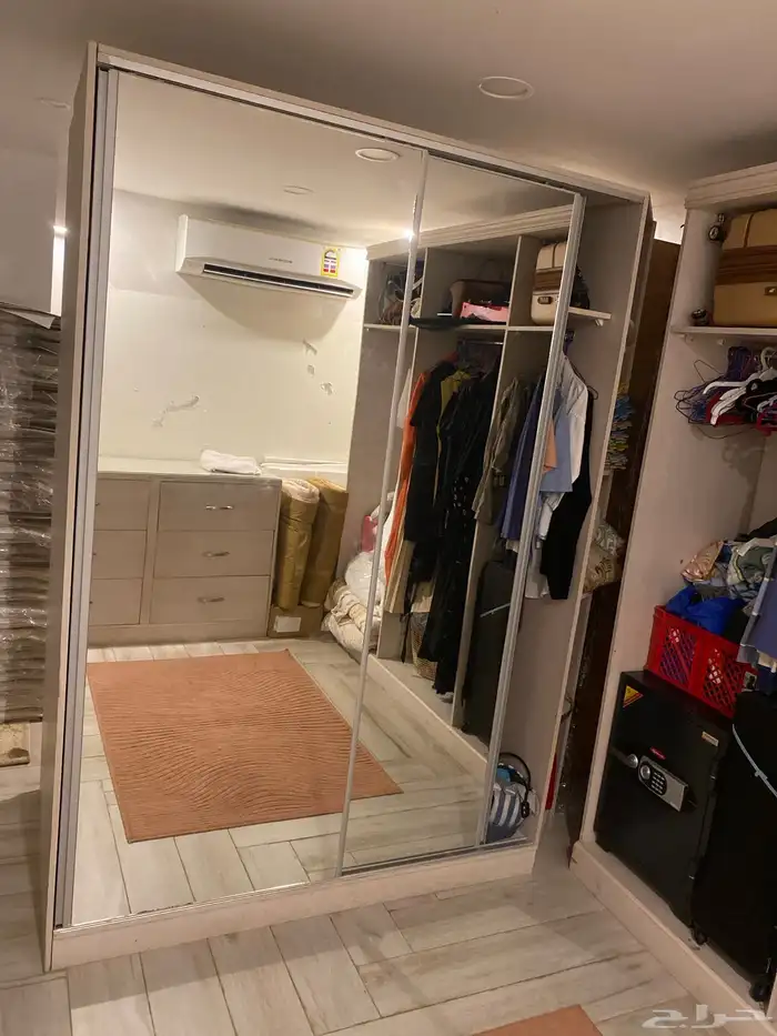 للبيع طقم دواليب خشب قوي قشرة سنديان   كمودينه 0