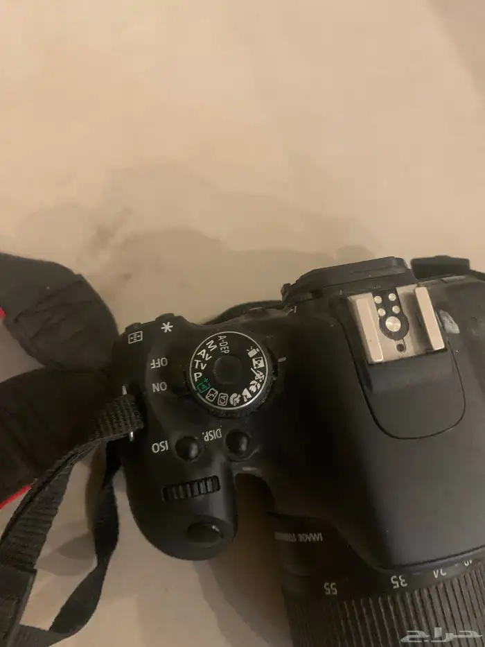 كاميرا600D مع ملحقات عدسةEF-S على سوم 2