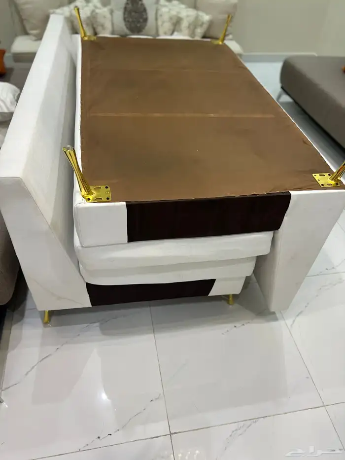 كنب للبيع حرف L 1