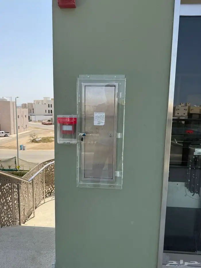 تصميم وتصنيع لوحات إعلانية احترافية و توزيعات احترافية 3