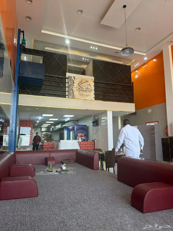 مطعم فاخر للتقبيل 2