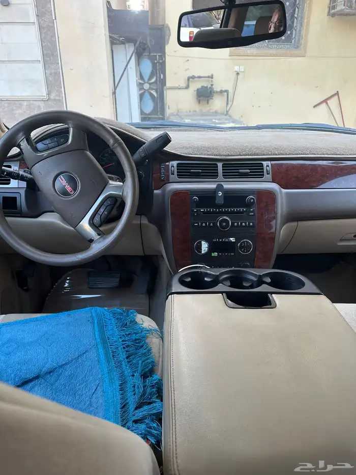 GMC يوكن XL 2013 وارد الجميح 4