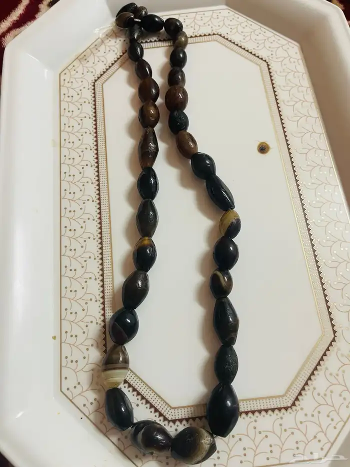 للبيع خرز ظفار بريم قديم اصلي 0