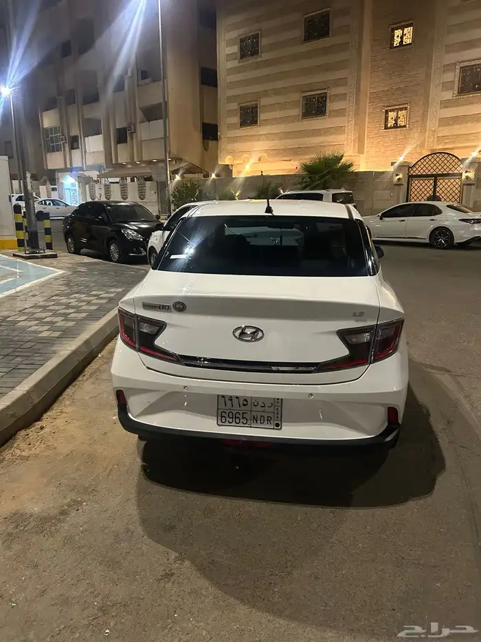 سيارتين هونداي i10 للايجار الشهري 5