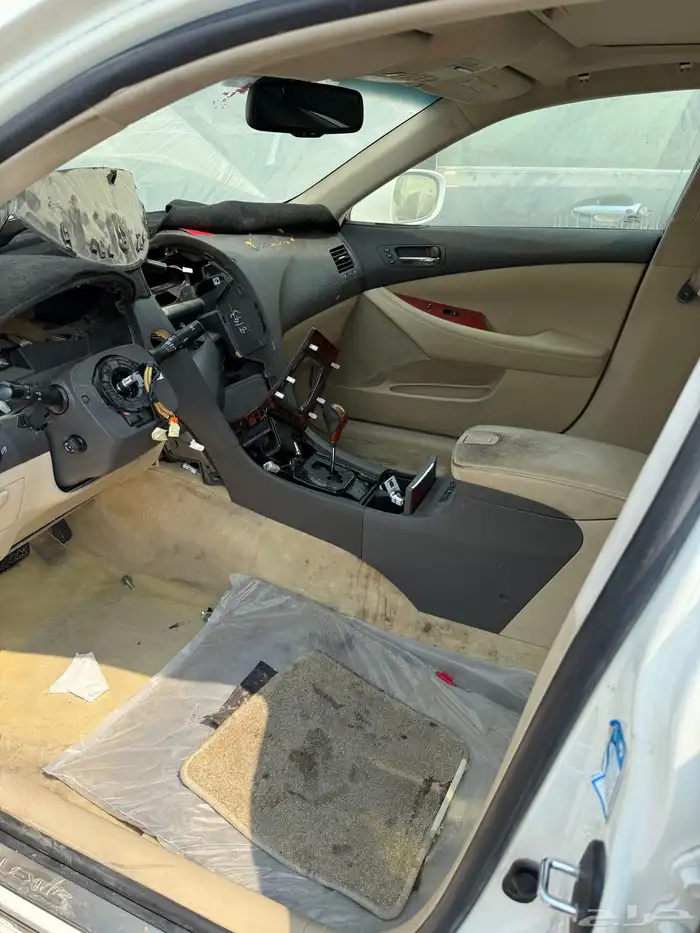 للبيع قطع غيار تشليح لكزس ES350 من مديل 2007-2012 3