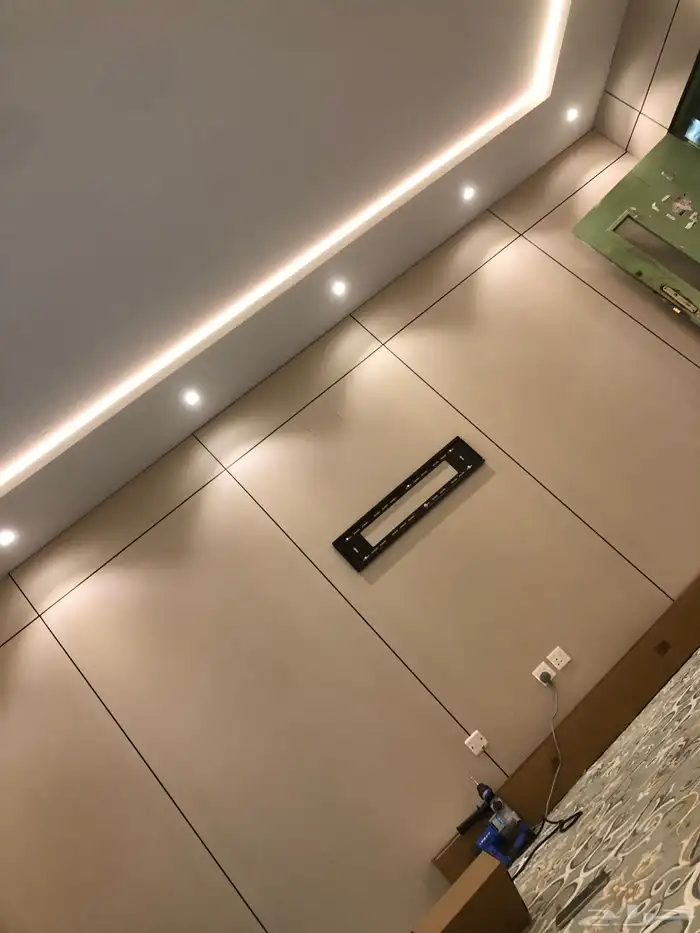شاشه تعليميه شاشه باللمس للفصول والجامعات 85بوصه 11