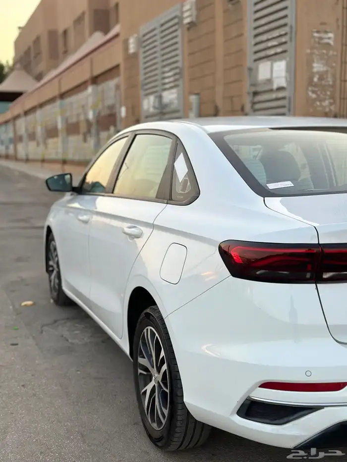 جيلي امجراند 7 4