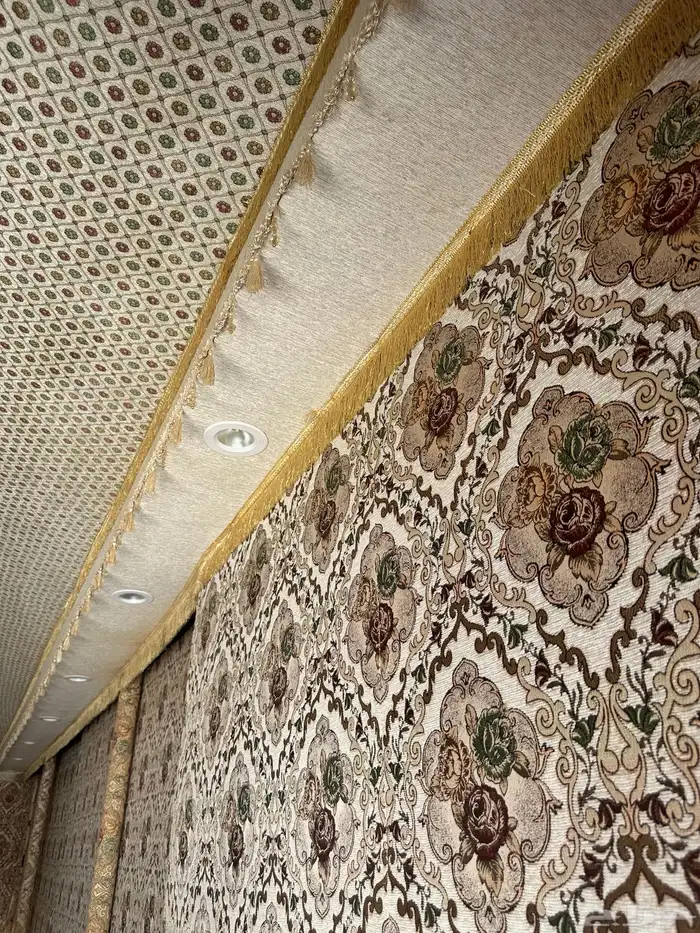 بيت شعر ملكي 2