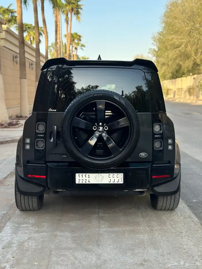 ديفندر V6 2023 كاربثيان 6