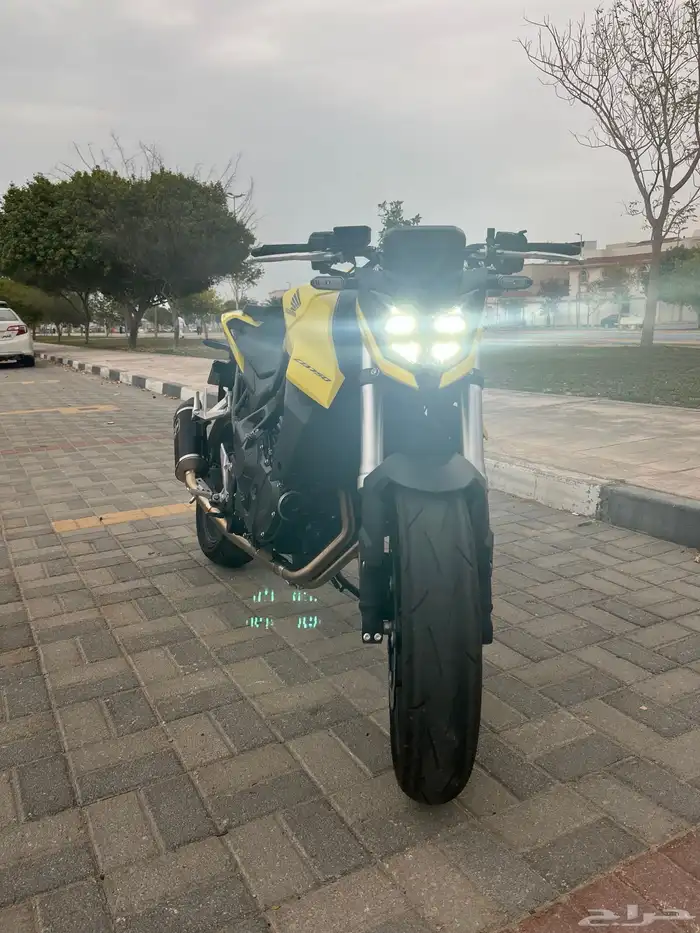 دراجة هوندا HONDA CB750 2