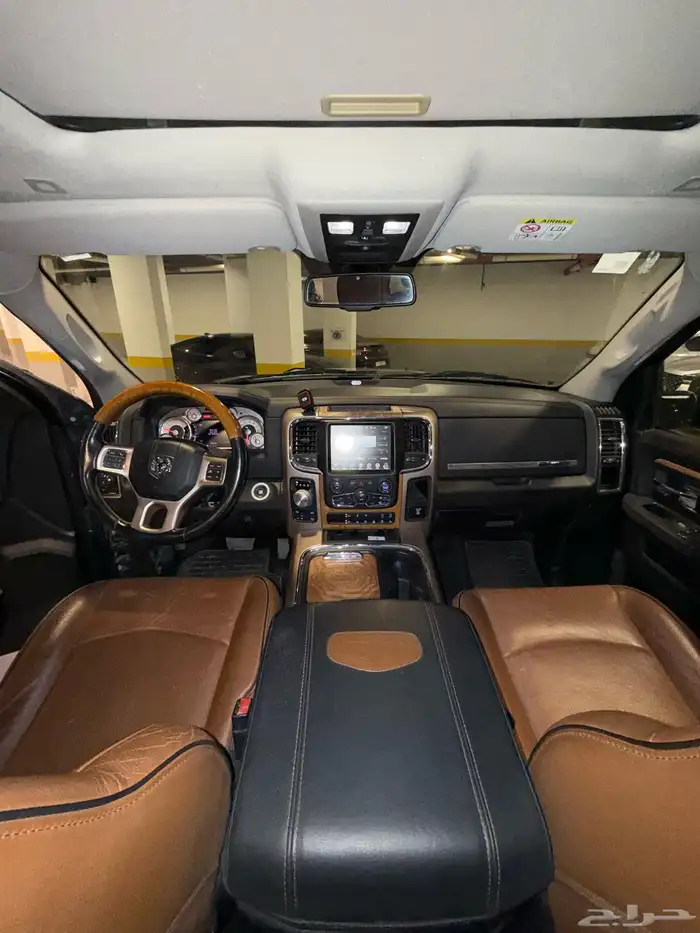 دوج رام لارامي لونق هورن أعلى فئة stored Dodge Ram 25