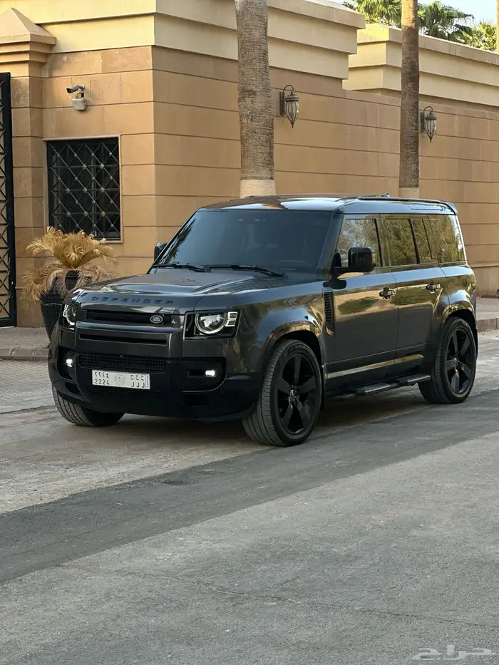 ديفندر V6 2023 كاربثيان 15