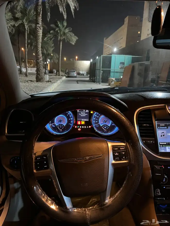 كرايسلر معدل srt للبيع او بدل مناسب 6
