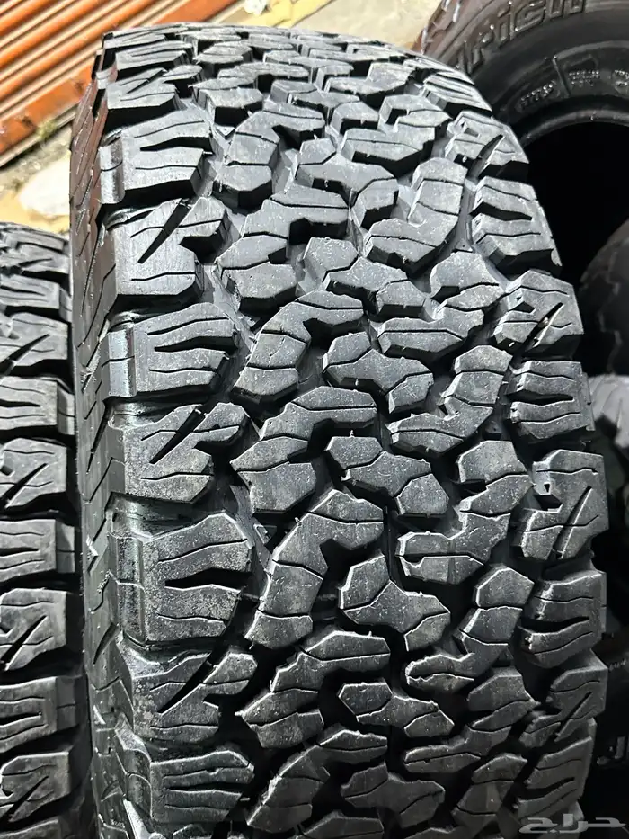 كفرات نص حجري بي اف قودرتش مقاس 315 70 17 32