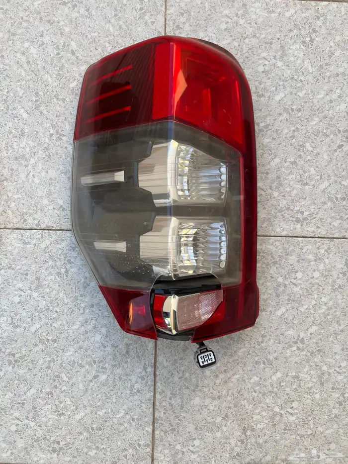 اسطب L200 يسار 0