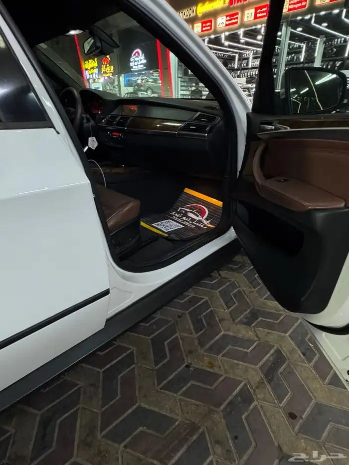 بي ام 2010 X5 نضيفه 9