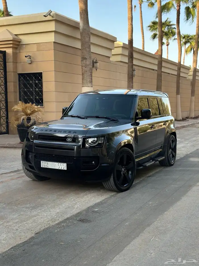 ديفندر V6 2023 كاربثيان 17