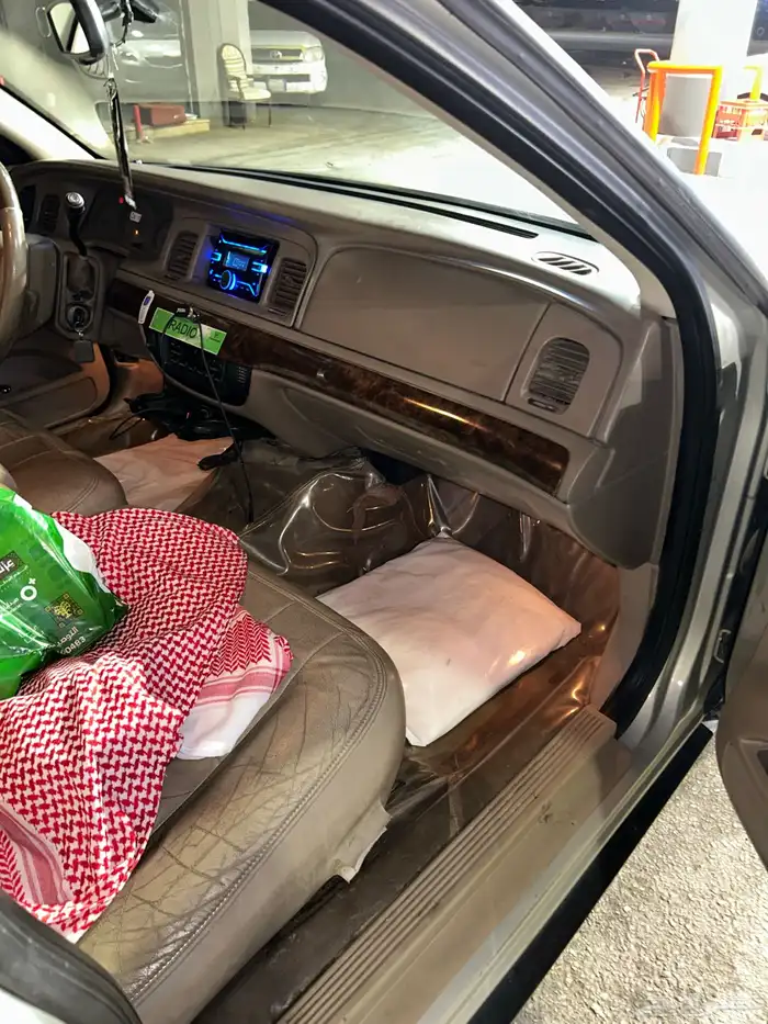 فورد ماركيز 2005 14